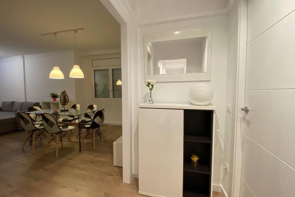 פיגוארז Apartamento Completo Muy Cerca Del Centro Ideal Para Familias Con Piscina מראה חיצוני תמונה