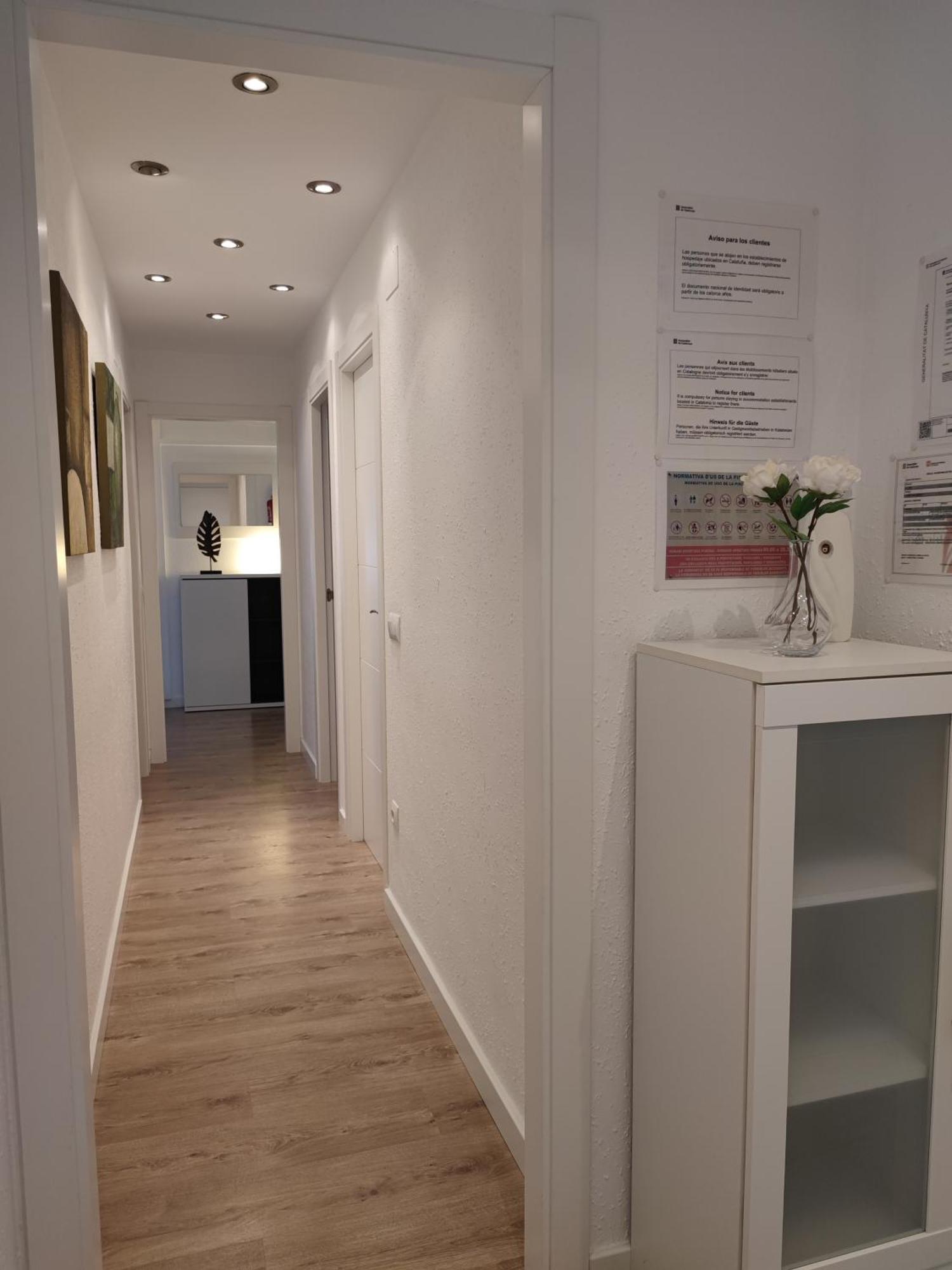 פיגוארז Apartamento Completo Muy Cerca Del Centro Ideal Para Familias Con Piscina מראה חיצוני תמונה