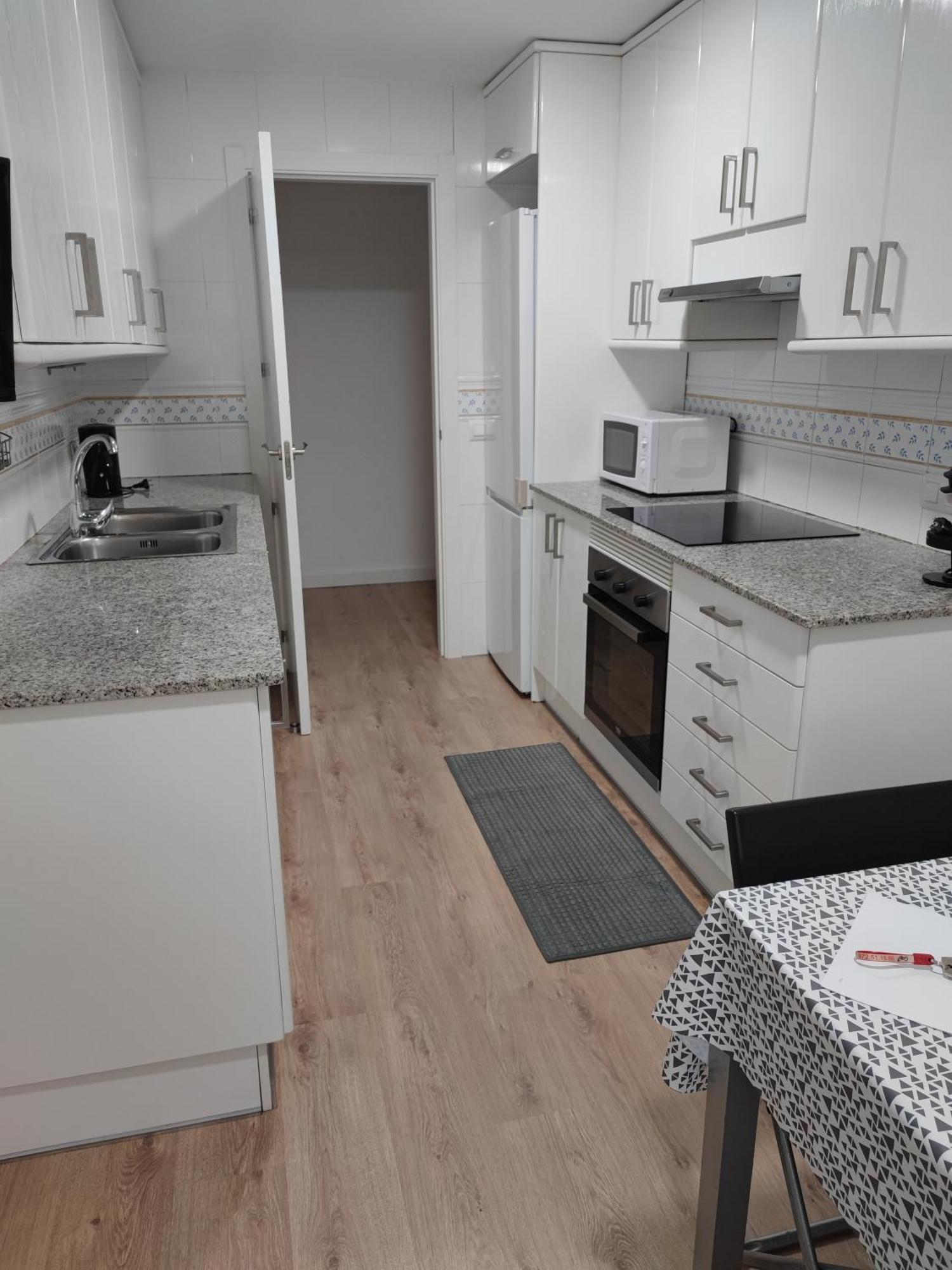 פיגוארז Apartamento Completo Muy Cerca Del Centro Ideal Para Familias Con Piscina מראה חיצוני תמונה
