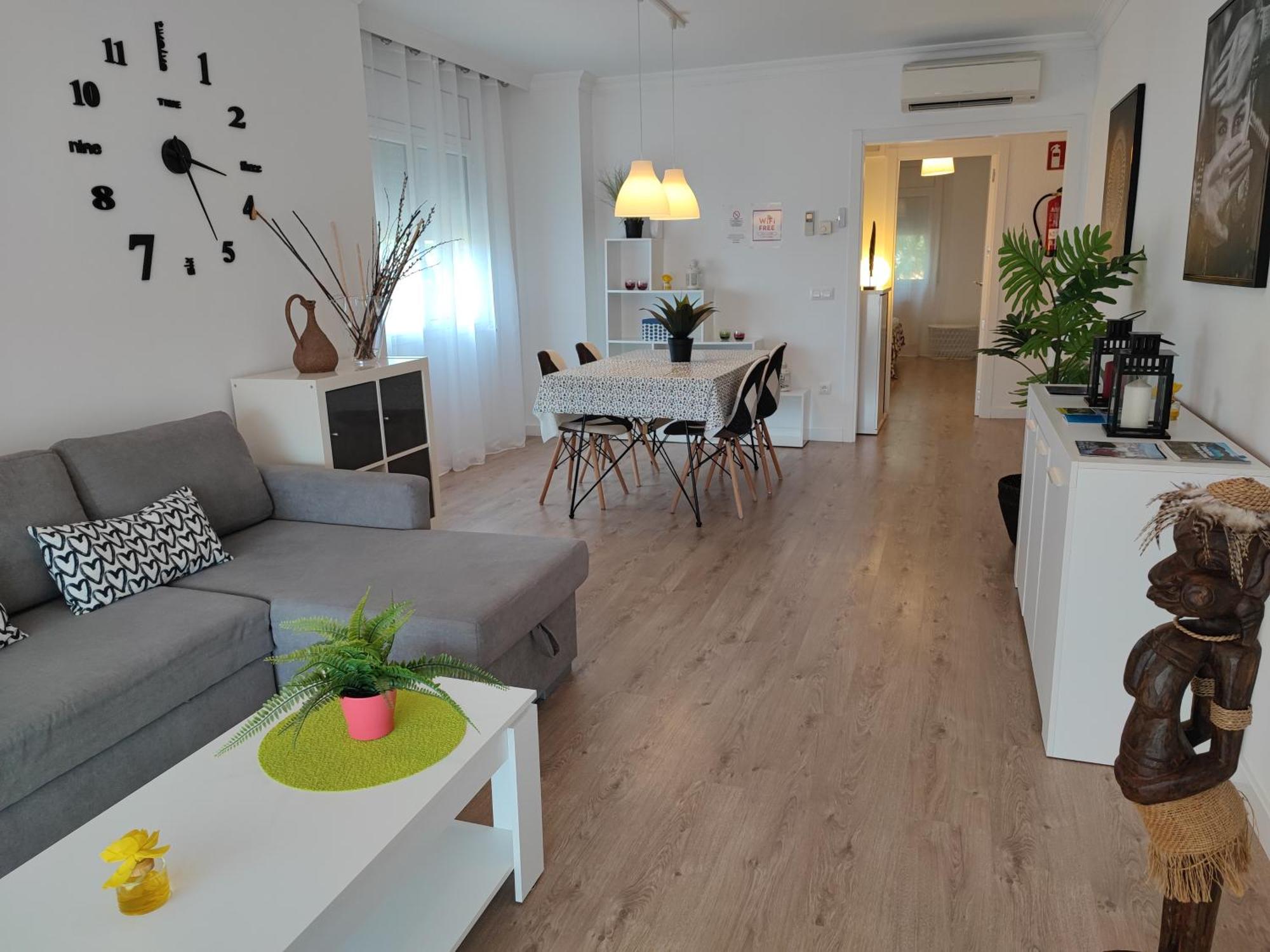 פיגוארז Apartamento Completo Muy Cerca Del Centro Ideal Para Familias Con Piscina מראה חיצוני תמונה